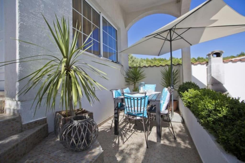 Apartman Tino With Two Sunny Terace هفار المظهر الخارجي الصورة
