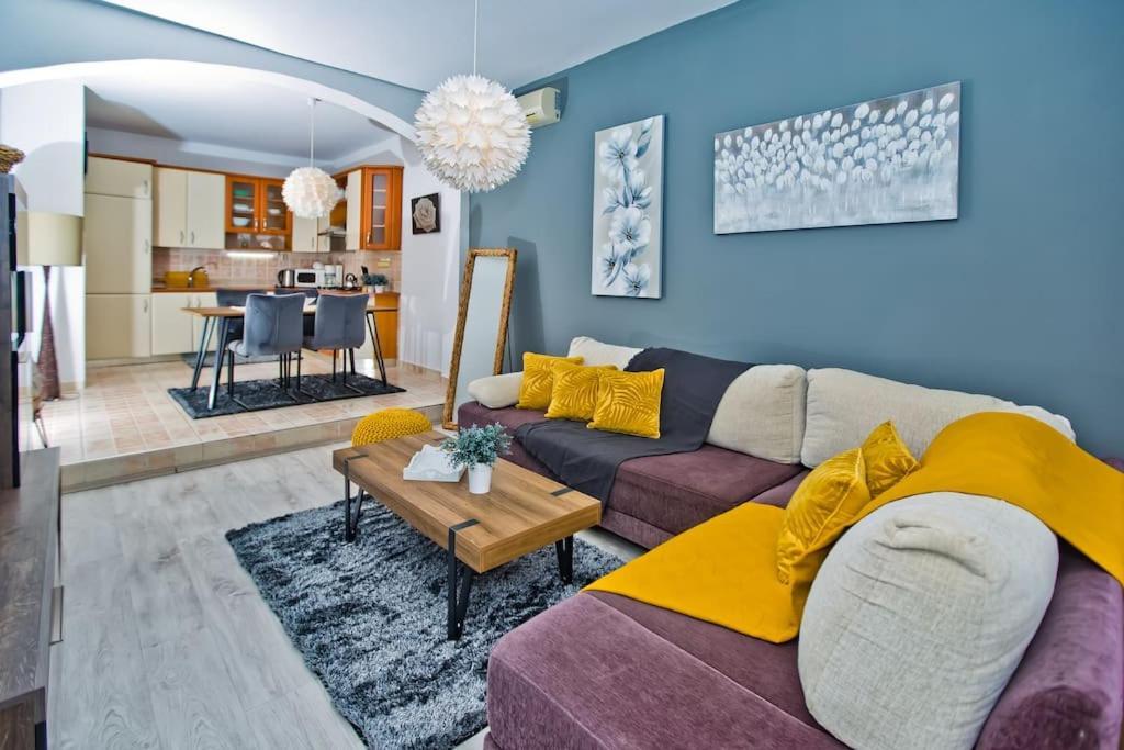 Apartman Tino With Two Sunny Terace هفار المظهر الخارجي الصورة